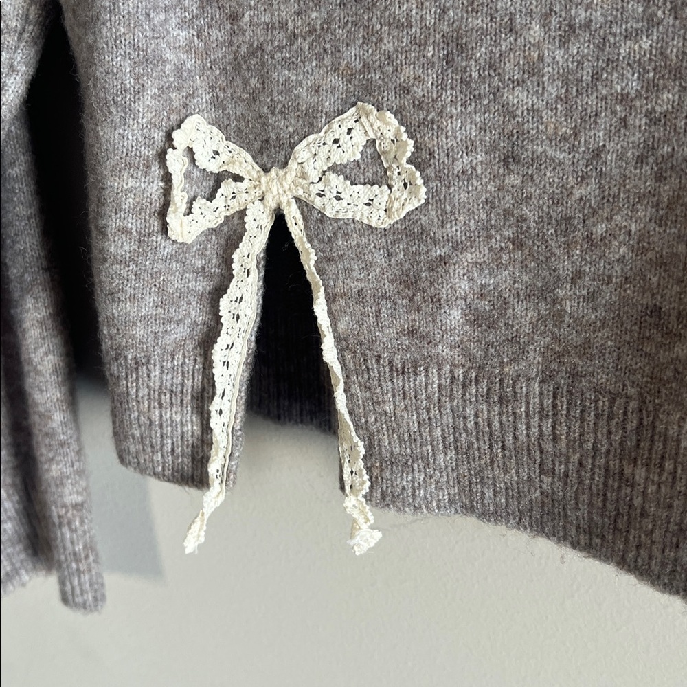 Zara Kids || Lace Bows Knit Sweater - Picture 4 of 7